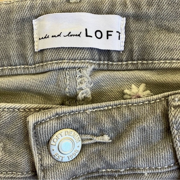 LOFT Flower Daisy Embroidered Jeans Grey White Curvy Skinny Ankle Spring 10/30 - Picture 12 of 16